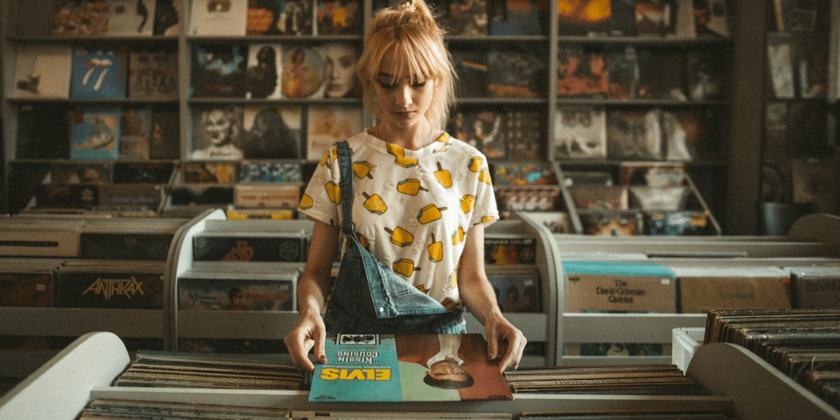Why Millennials and Gen Z are Romantically Drawn to Vinyl Records