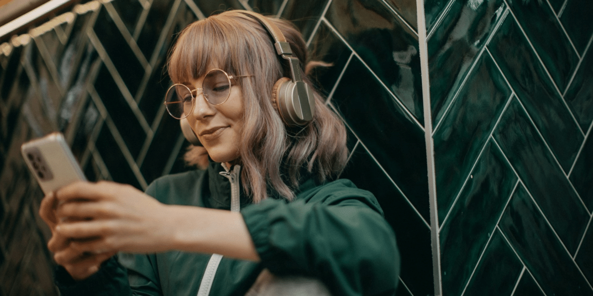 How Streaming Boosts an Artist's Revenue