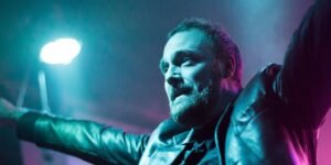 The Shadow of Stardom: Unmasking the Mental Health Crisis Behind the Facade of Fame