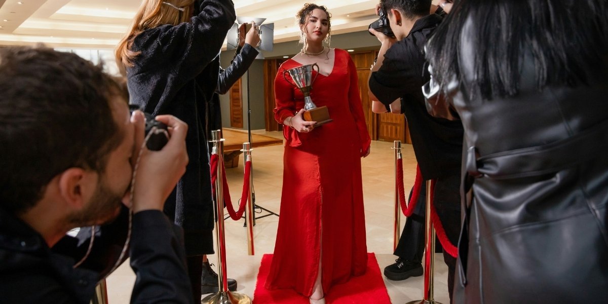 From Couture to Celebrity: Inside the World of Red Carpet Glamour