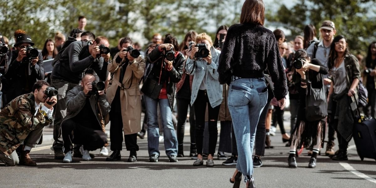 From Zero to Hero: How Unlikely Stars Achieve Viral Fame