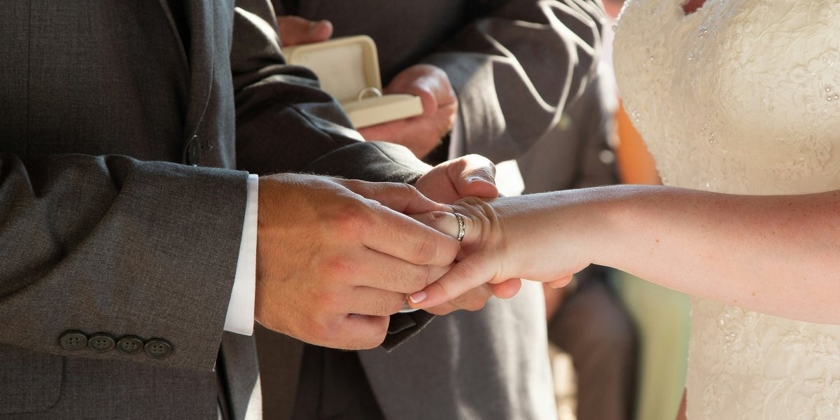 The Impact of Public Attention on High-Profile Divorces