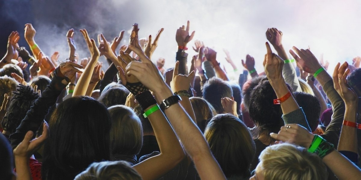 From Stream to Screen: The Power of Visual Albums to Engage Fans