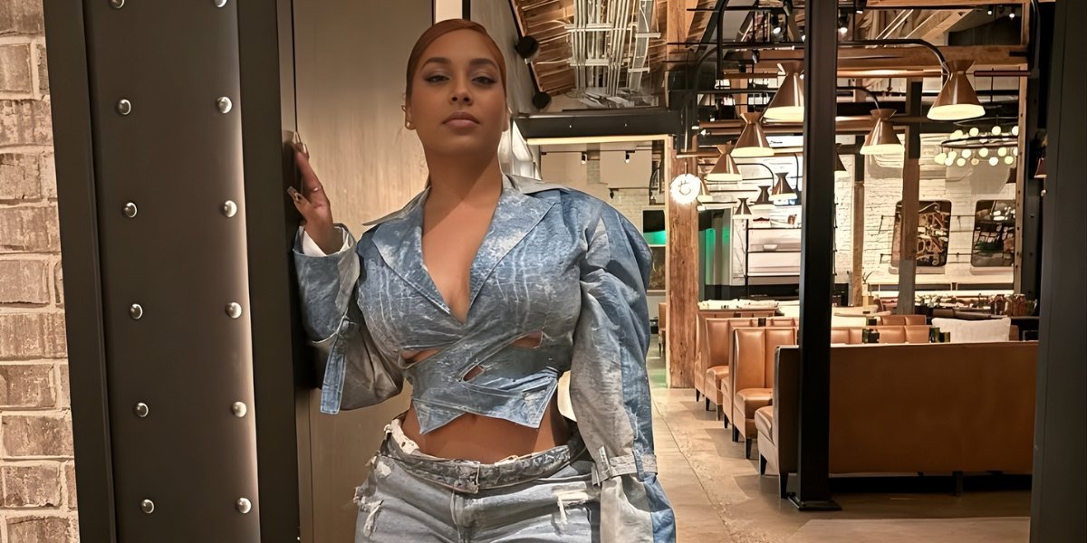 Iesha Rox Isn’t Here for Flash. She’s Here to Last