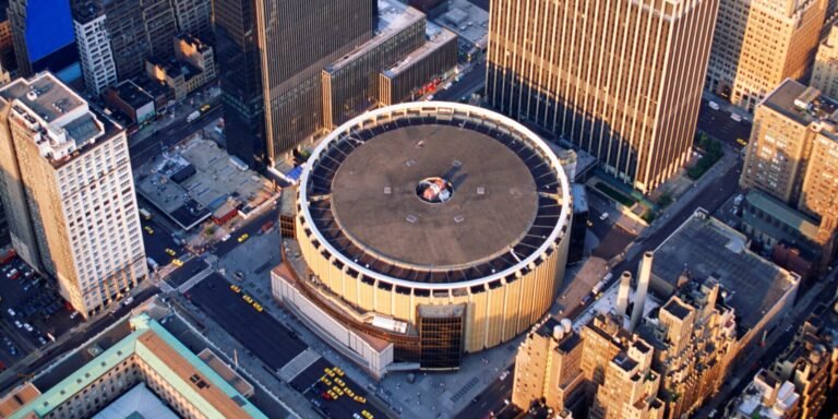 The Garden’s Legend: How MSG Became the Ultimate Stage for Music History