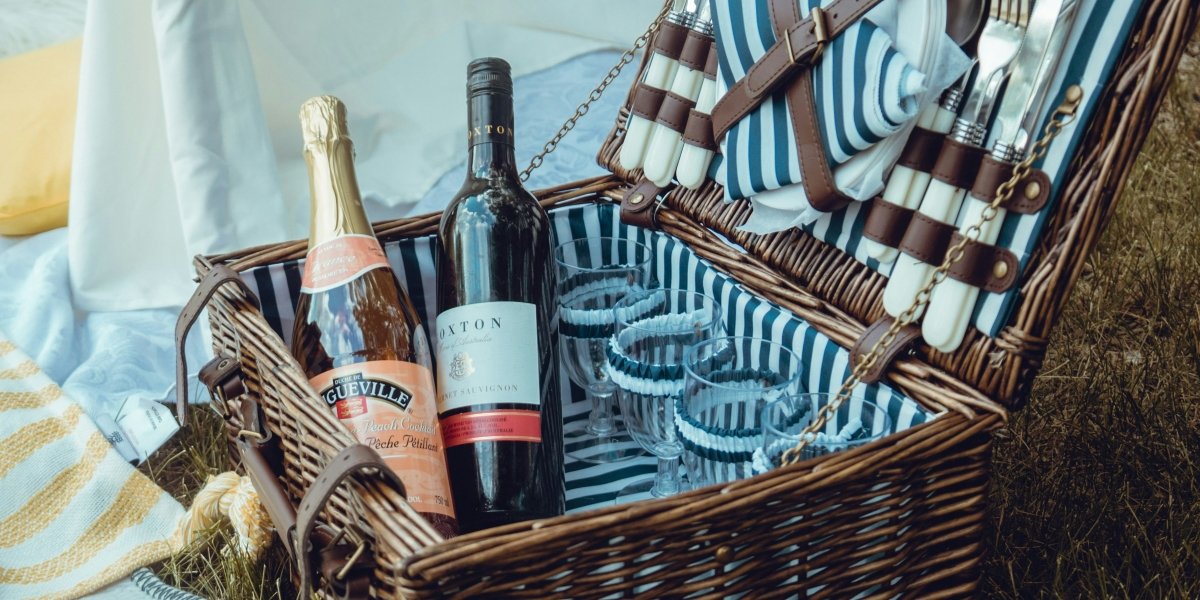 Wine Gift Sets and the New Era of Luxury Gifting in the Entertainment World