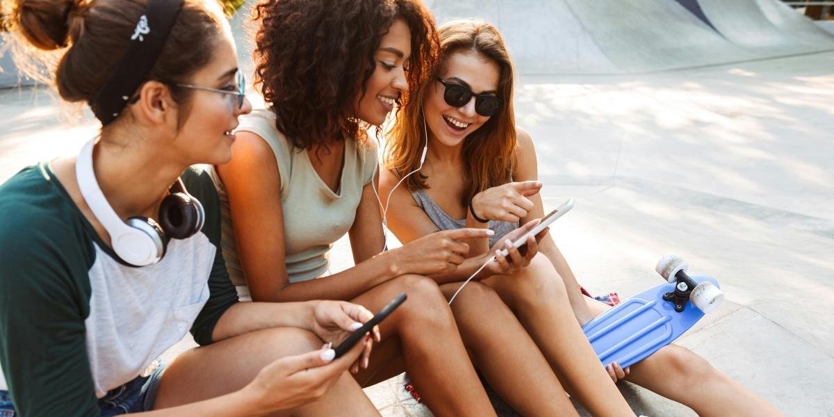 Sabrina Carpenter’s House Tour Music Video Redefines Celebrity Glam